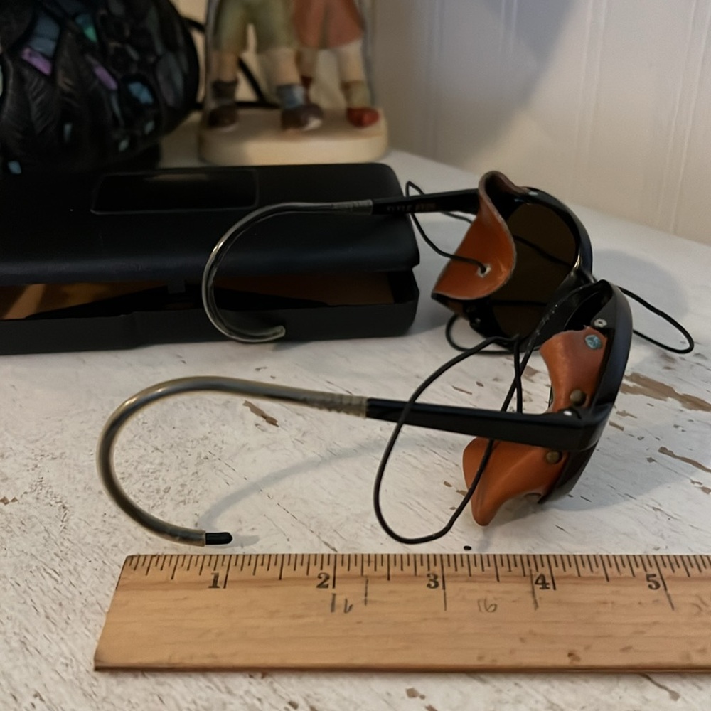 Vintage Style Eyes mountaineering climbing sunglasses leather sides - Picture 9 of 9